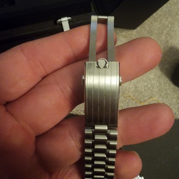 Omega Speedmaster Moonwatch Hesalite 42mm discontinued 1861 BIG BOX - Picture 5 of 15